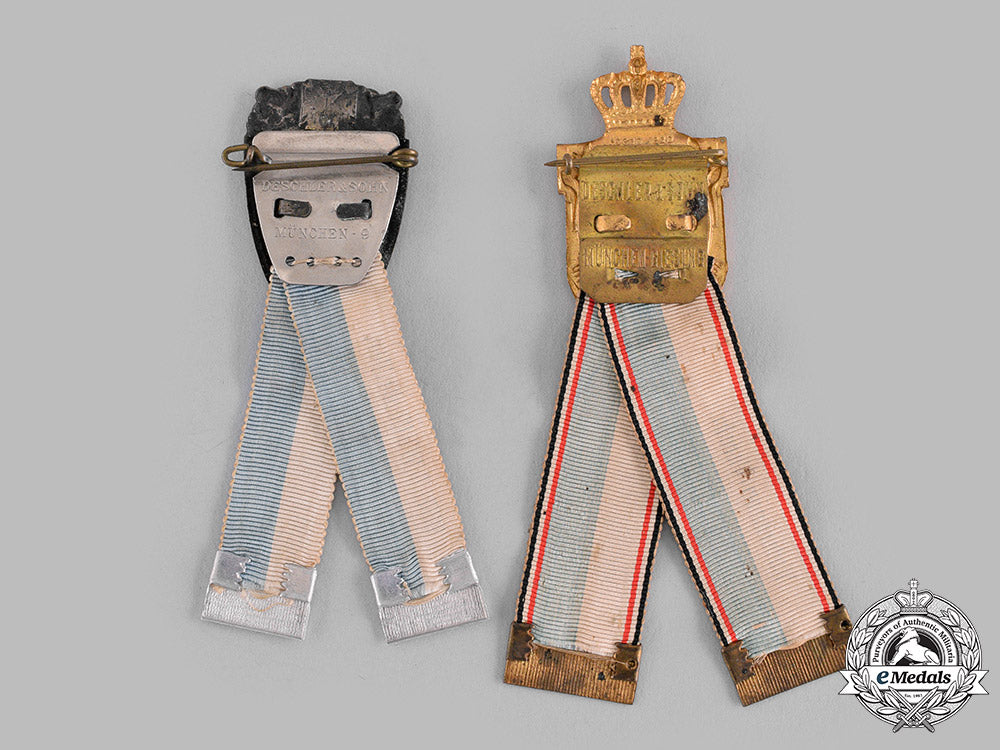 bavaria,_kingdom._a_pair_of_bavarian_veterans_association_membership_badges,_by_deschler&_sohn_m19_16941