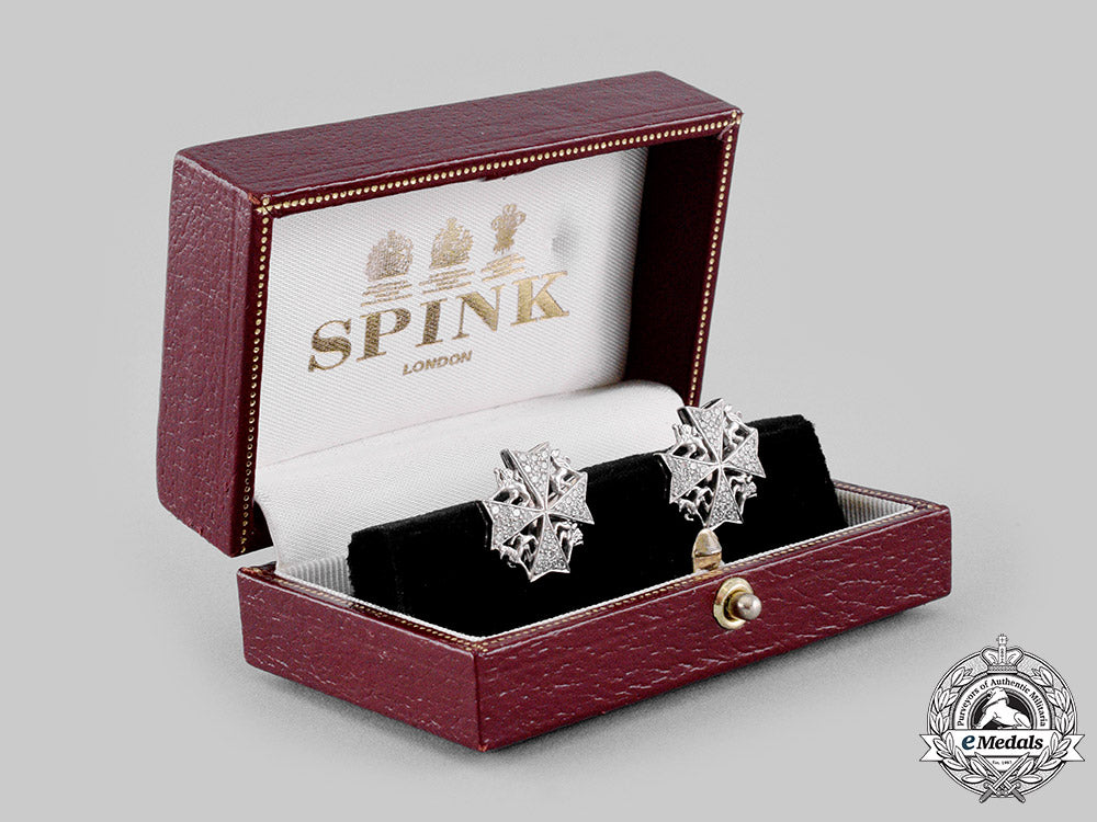 united_kingdom._a_spink-_made_order_of_st._john_cufflinks_in_gold&_diamonds_m19_17000_1_1