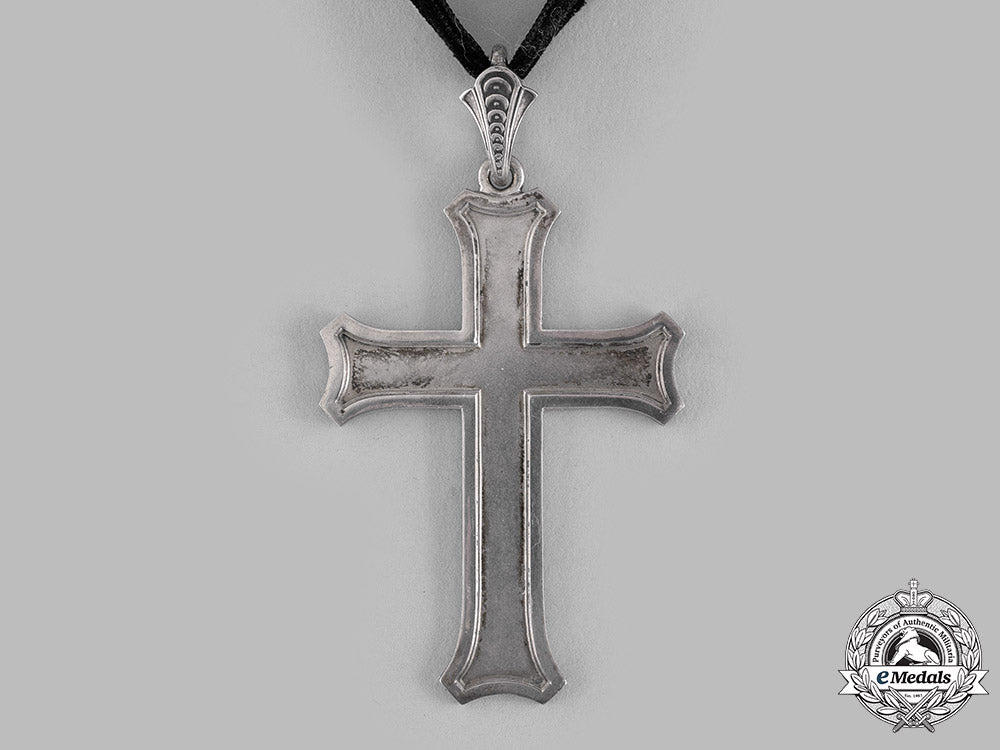 baden,_grand_duchy._a_general_cross_for_women_in_silver,_c.1900_m19_17117