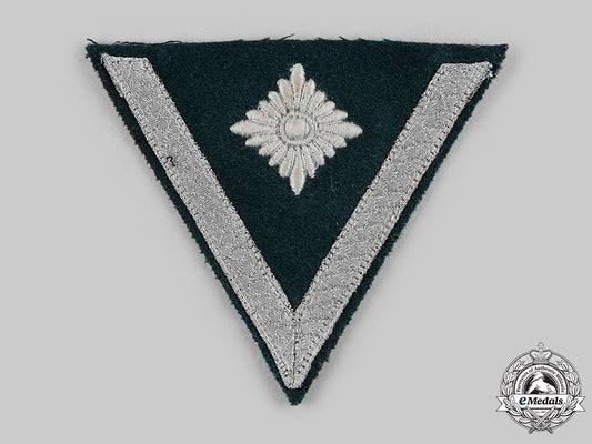 germany,_heer._a1936_pattern_obergefreiter_rank_chevron_m19_17196