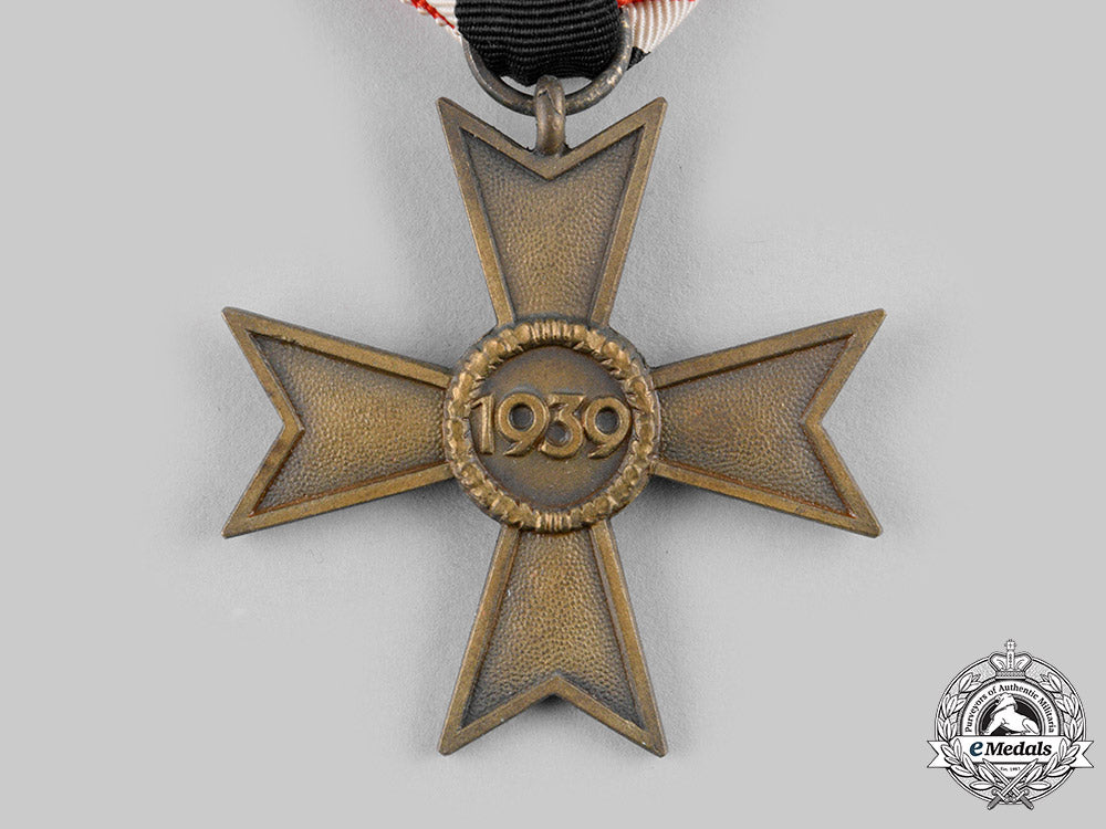 germany,_wehrmacht._a_war_merit_cross_ii_class_m19_17200