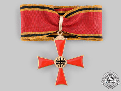 germany,_federal_republic._an_order_of_merit_of_the_federal_republic_of_germany,_commander’s_cross_with_case,_by_c.e._juncker_m19_17219
