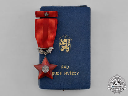 czechoslovakia,_socialist_republic._an_order_of_the_red_star,_m19_1728