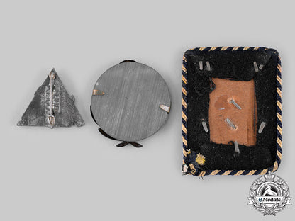 germany,_third_reich._a_lot_of_badges_and_insignia_m19_17289