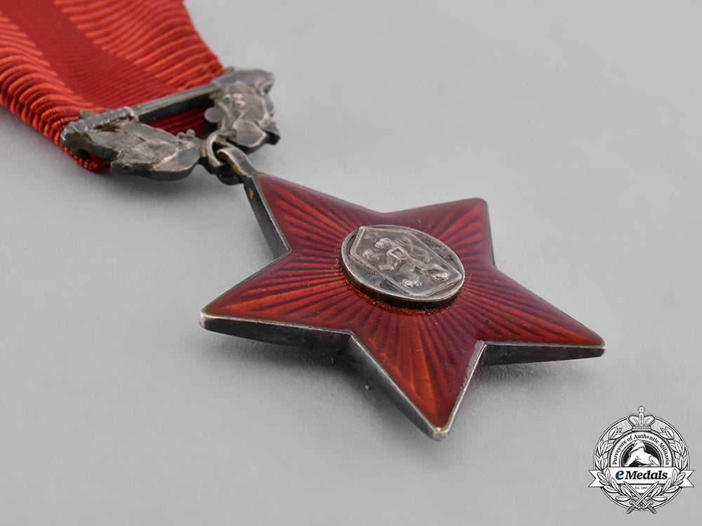 czechoslovakia,_socialist_republic._an_order_of_the_red_star,_m19_1733