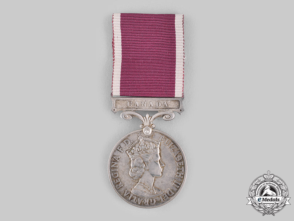 united_kingdom._an_army_long_service_and_good_conduct_medal_with_canada_suspension_bar_m19_17740