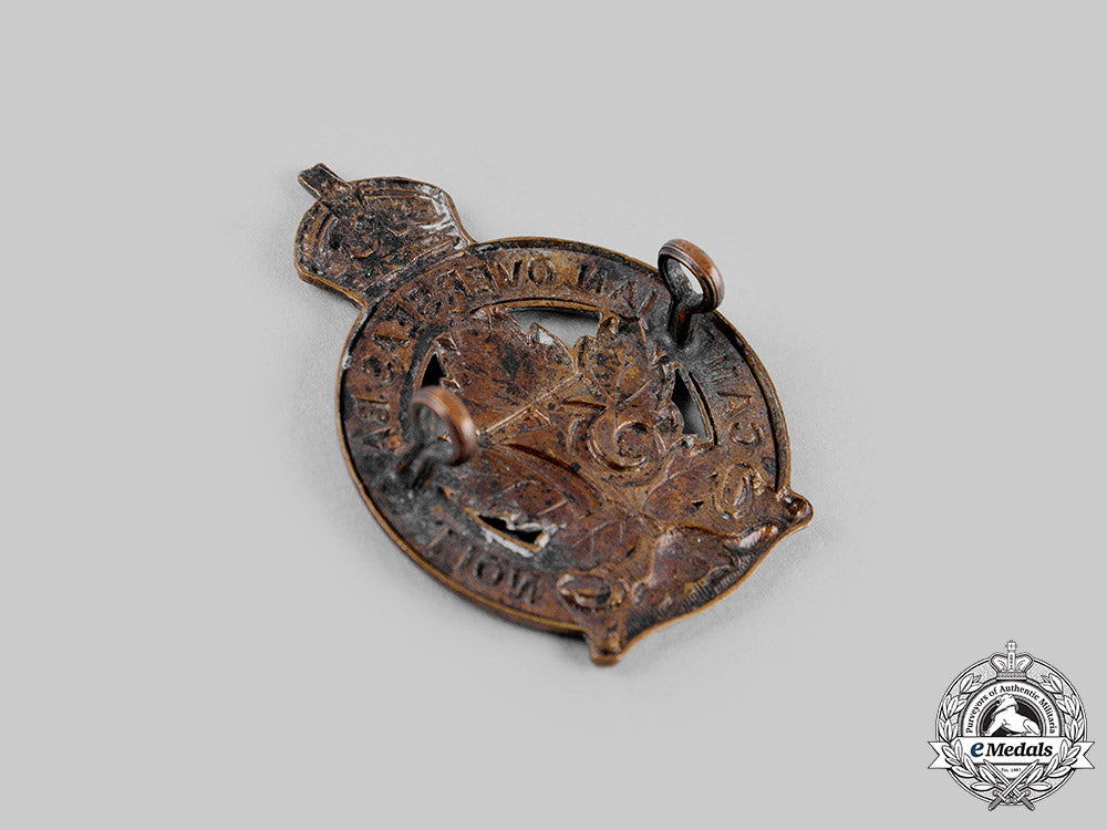 canada,_cef._a37_th_infantry_battalion_cap_badge,_c.1915_m19_17799