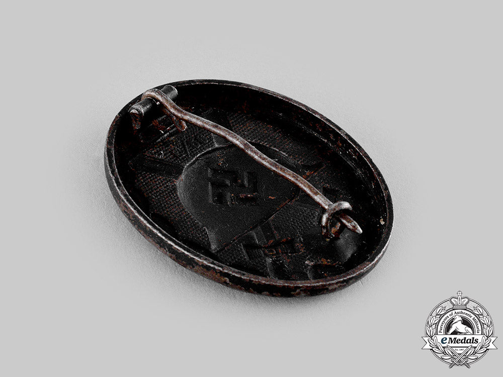 germany,_wehrmacht._a_wound_badge,_black_grade_m19_18277
