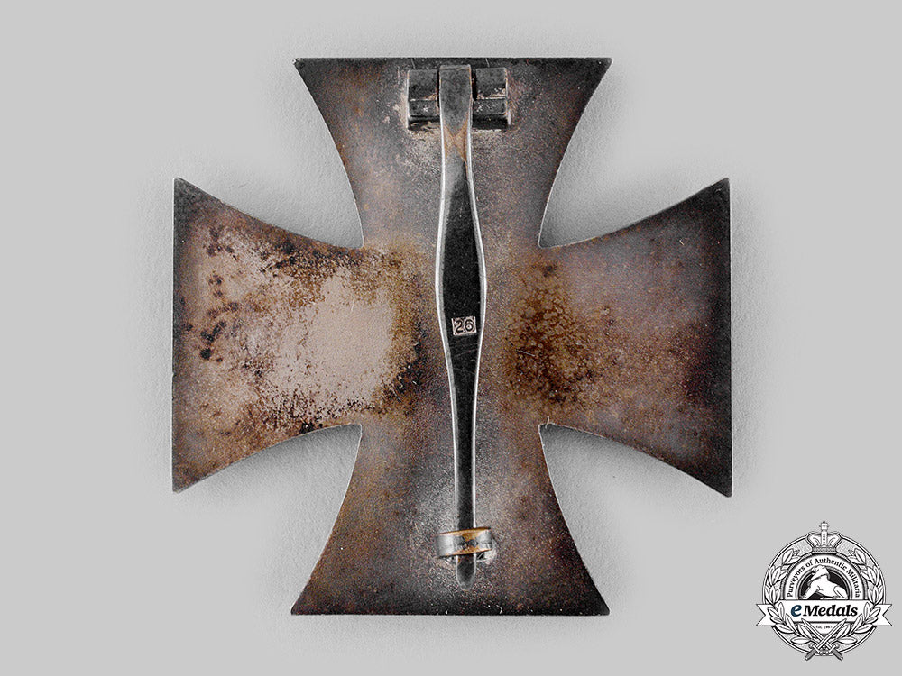 germany,_wehrmacht._a1939_iron_cross_i_class,_with_case_by_b.h._mayer_m19_18281