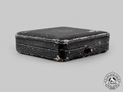 germany,_wehrmacht._a1939_iron_cross_i_class,_with_case_by_b.h._mayer_m19_18286