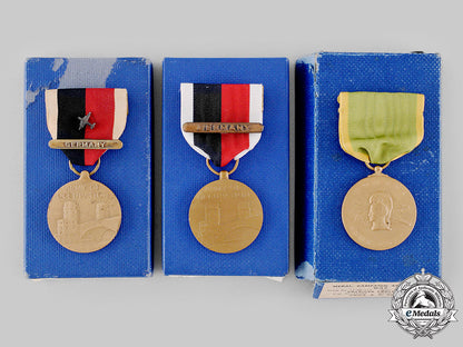 united_states._a_lot_of_second_war_service_medals_m19_18335