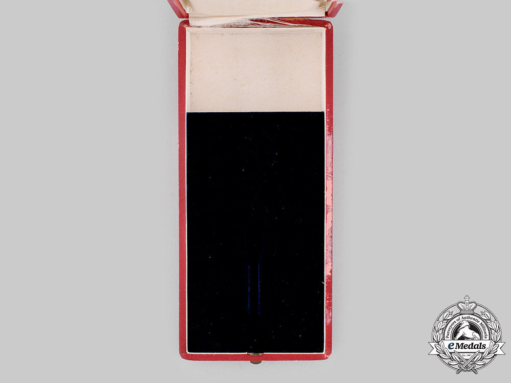 belgium,_kingdom._an_order_of_leopold,_i_class_grand_cross_case,_by_j._fonson_m19_18391