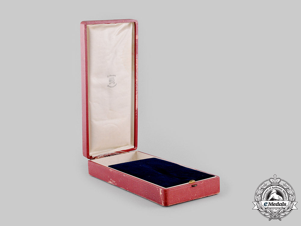 belgium,_kingdom._an_order_of_leopold,_i_class_grand_cross_case,_by_j._fonson_m19_18393