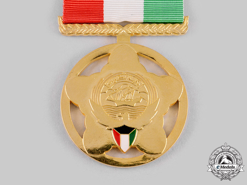 kuwait,_state._a_kuwait_liberation_medal1991,_iii_class_m19_18739_1