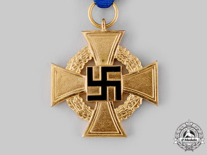 germany,_third_reich._a_civil_service40-_year_long_faithful_service_medal_m19_18957