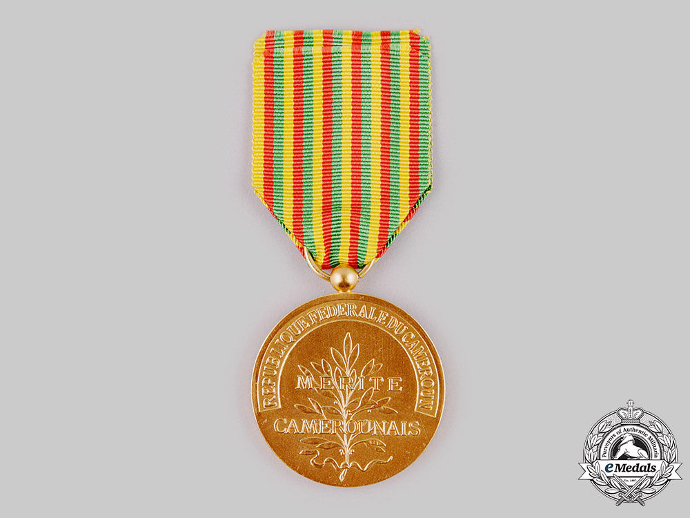 cameroon,_republic._a_medal_of_merit,_i_class_m19_18998