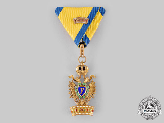 austria,_imperial._an_order_of_the_iron_crown,2_nd_class_small_decoration_with_lesser_war_decoration(_rothe_copy)_m19_19168