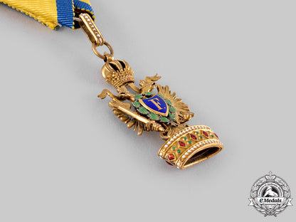 austria,_imperial._an_order_of_the_iron_crown,2_nd_class_small_decoration_with_lesser_war_decoration(_rothe_copy)_m19_19171