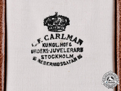 sweden,_kingdom._a_royal_red_cross_merit_medal_for_volunteers,_by_c.f.carlman_m19_19484