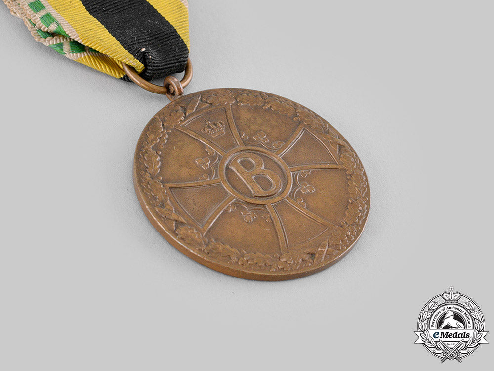 saxe-_meiningen,_duchy._a_medal_for_merit_in_war,_c.1915_m19_19772