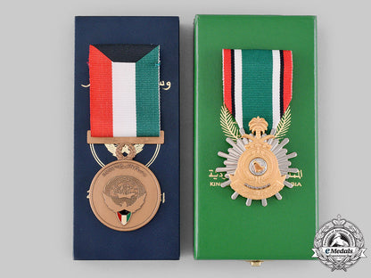 kuwait,_state;_saudi_arabia,_kingdom._two_kuwait_liberation_commemorative_medals1991_m19_19838