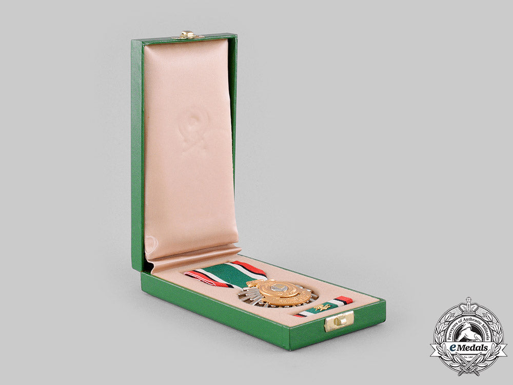 kuwait,_state;_saudi_arabia,_kingdom._two_kuwait_liberation_commemorative_medals1991_m19_19848