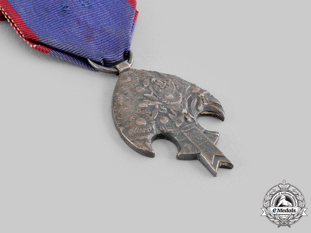 japan,_empire-_occupied_manchukuo._three_medals&_awards_m19_19863