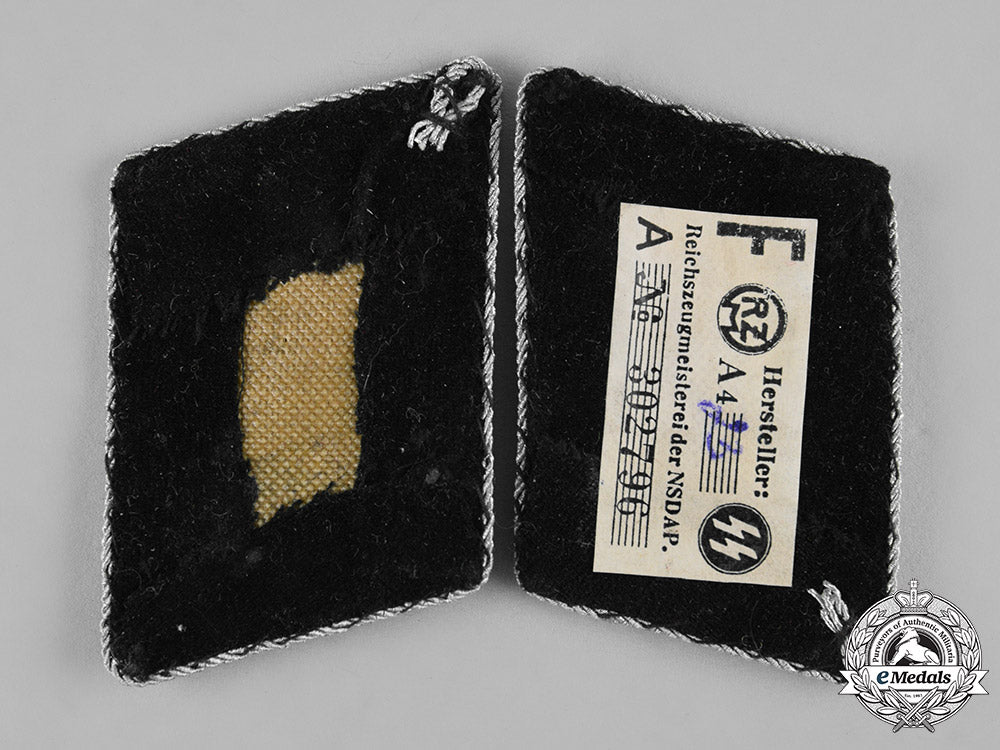 germany,_ss._a_set_of_waffen-_ss_standartenführer_collar_tabs,_third_version_m19_1993