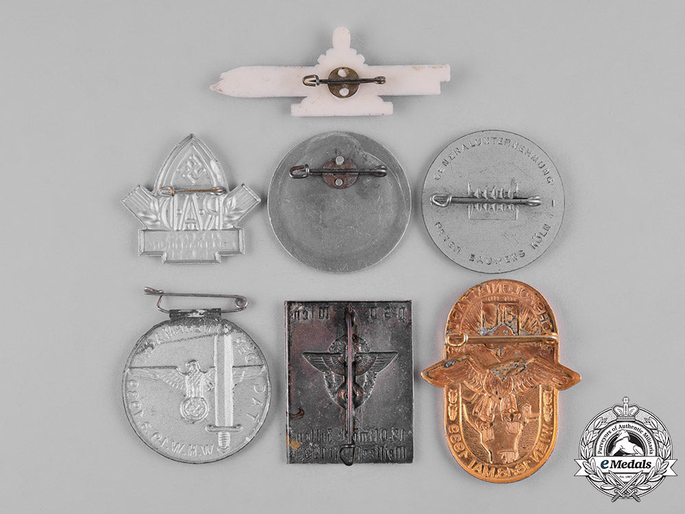 germany,_third_reich._a_lot_of_third_reich_period_badges_m19_1996