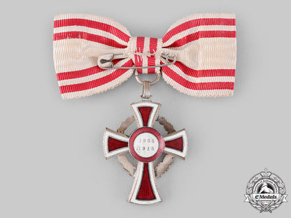 austria,_imperial._an_order_of_the_red_cross,_ii_class_cross_with_war_decoration,_ladies_issue(_rothe_copy)_m19_20004