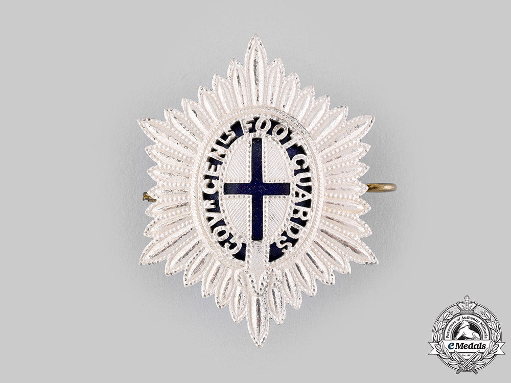 canada,_dominion._a_governor_general’s_foot_guards_officer’s_cap_badge_m19_20195_1_1