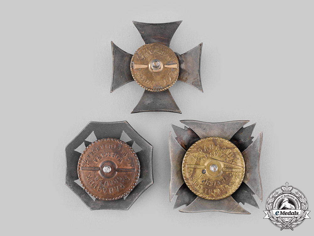 poland,_people's_republic._three_post-1945_manufactured_regimental_badges_m19_20235_1