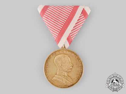 austria,_imperial._a_gold_grade_bravery_medal,_c.1916_m19_20367