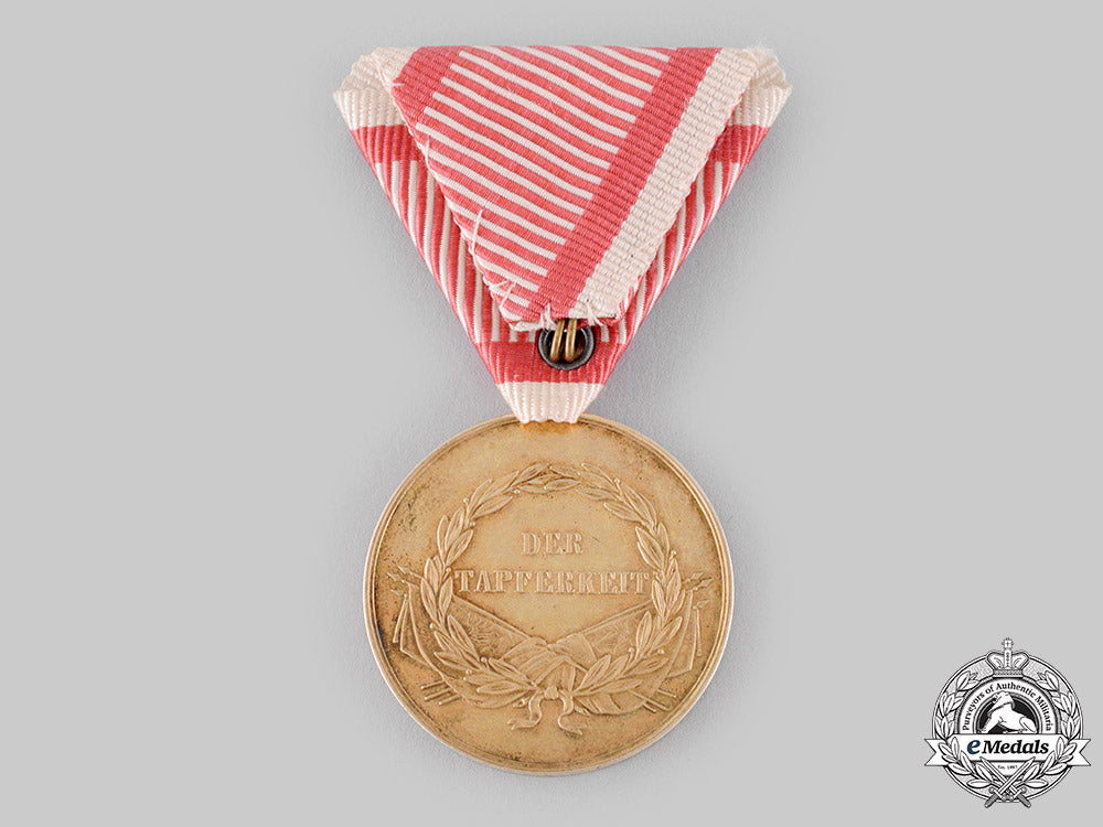 austria,_imperial._a_gold_grade_bravery_medal,_c.1916_m19_20368