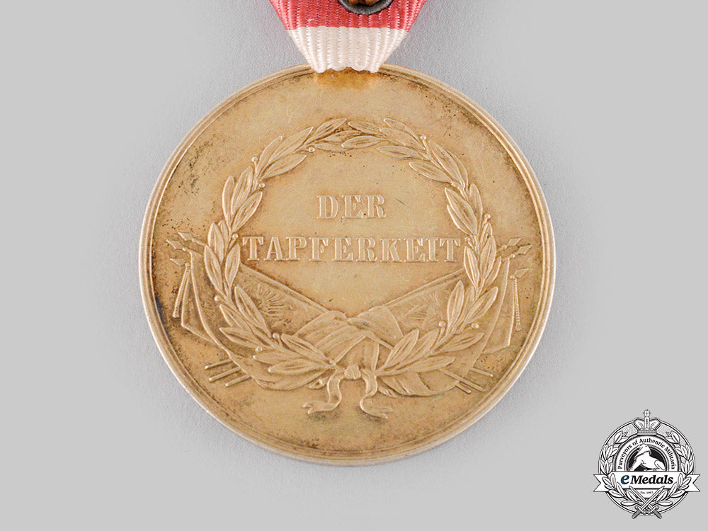austria,_imperial._a_gold_grade_bravery_medal,_c.1916_m19_20370