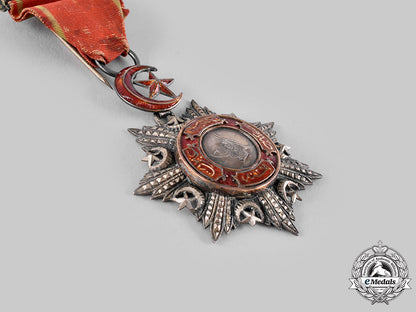 turkey,_ottoman_empire._an_order_of_the_medjidie,_v_class_knight_with_case,_to_e._bach_m19_20655