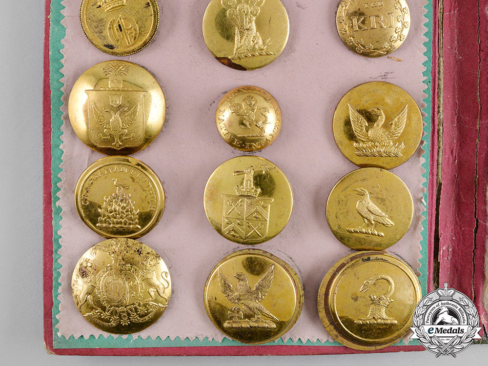 united_kingdom._an_early_collection_of_livery_buttons,_c.1835_m19_20751_1_1