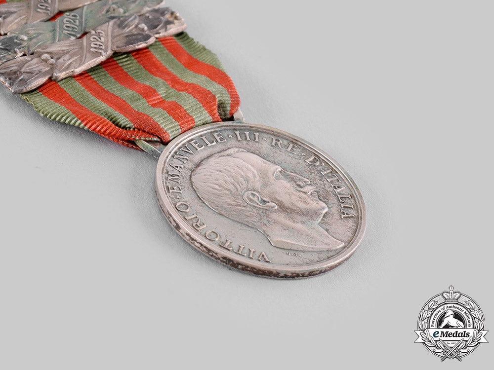 italy,_kingdom._a_libya_campaign_medal,_four_clasps_m19_20950