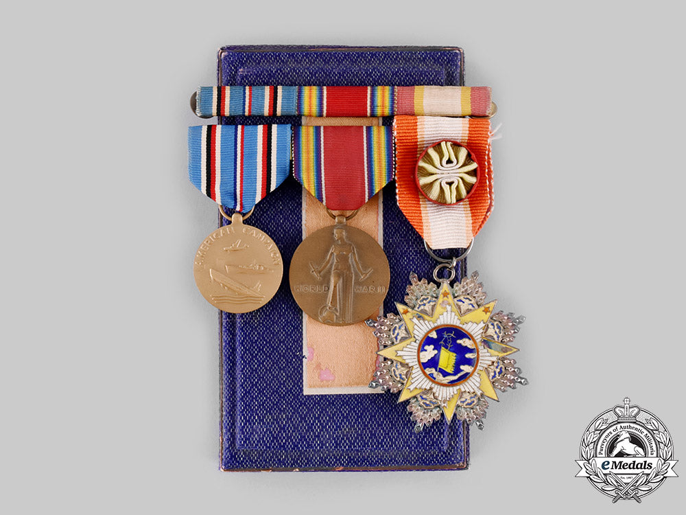 united_states._a_chinese_resplendent_banner_medal_bar,_c.1945_m19_21004