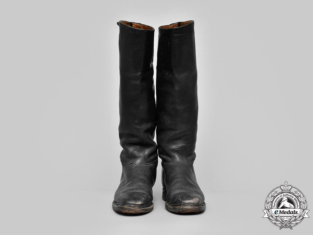 germany,_heer._a_pair_of_marching_boots,_by_bären-_stiefel_k.g._m19_21098