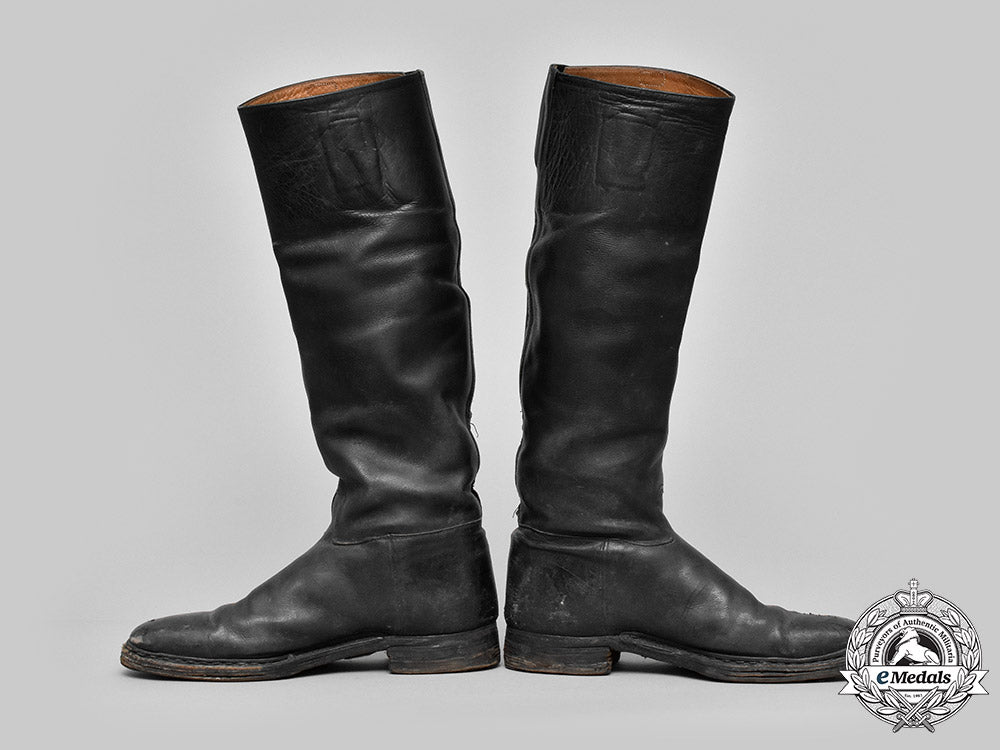 germany,_heer._a_pair_of_marching_boots,_by_bären-_stiefel_k.g._m19_21099