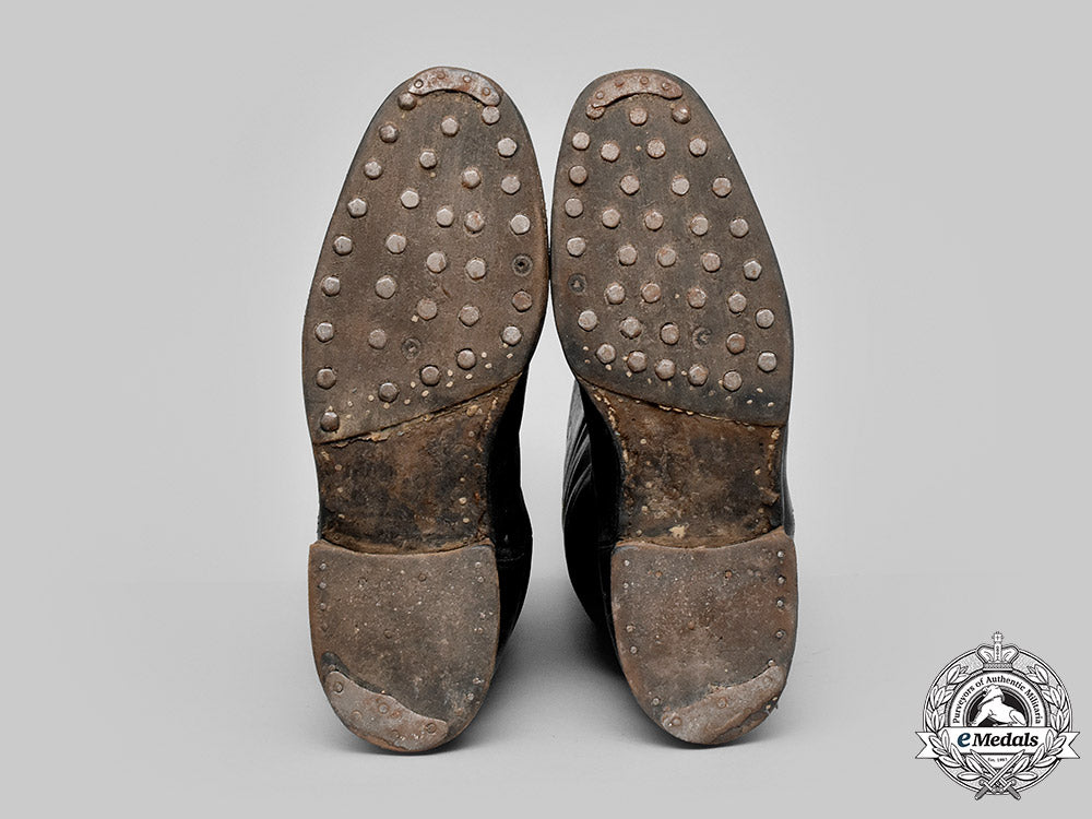 germany,_heer._a_pair_of_marching_boots,_by_bären-_stiefel_k.g._m19_21102