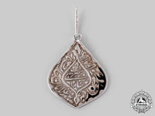 russia,_imperial._a_bukhari-_yi_sharif_medal_for_military_service_of_the_bukhara_emirate,_c.1918_m19_21150_1_1_1