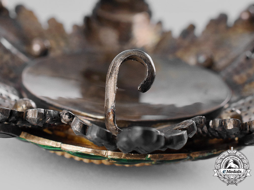 austria,_imperial._an_iron_crown_order,_i_class_star_with_ii_class_war_decoration&_swords(_rothe_copy)_m19_21219_1