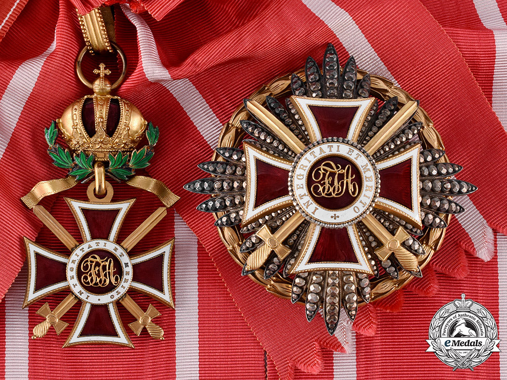 austria,_imperial._an_imperial_order_of_leopold,_i_class_with_war_decoration&_gold_grade_swords(_rothe_copy)_m19_21222