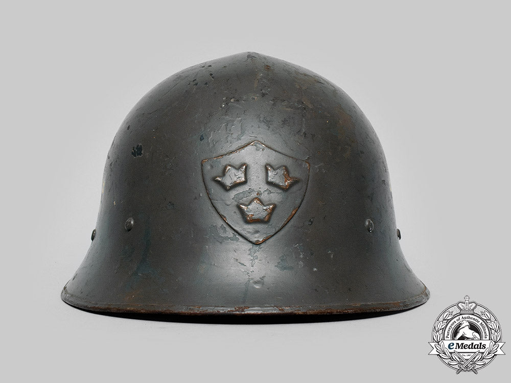 sweden,_kingdom._an_m21_helmet_m19_21395