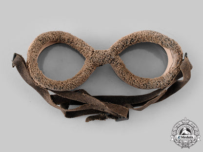 united_states._an_army_air_service_flying_helmet&_goggles,_by_a.g._spalding&_bros_m19_21455