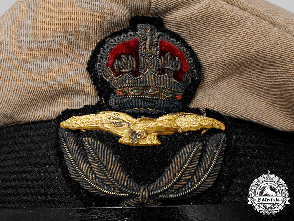 united_kingdom._a_royal_air_force_first_pattern_cap,_attributed_to2_nd_lieutenant_robert_hunter_byrom_m19_21472