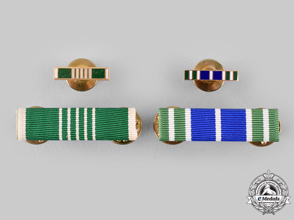 united_states._two_army_medals_in_case_m19_21724