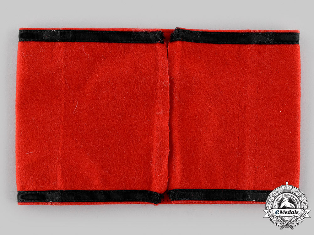 germany,_ss._a_schutzstaffel(_ss)_member’s_armband_m19_21816